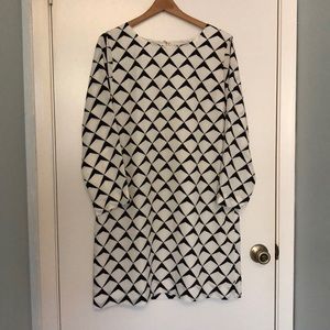 Bold Geometric Black and White Shift Dress